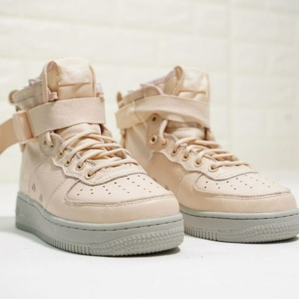 Nike SF AF-1 Mid